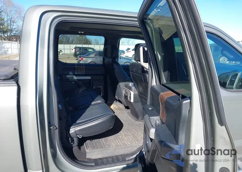 2019 Ford F-150 Lariat z USA, uszkodzony, nr VIN 1FTEW1E56KKE98503